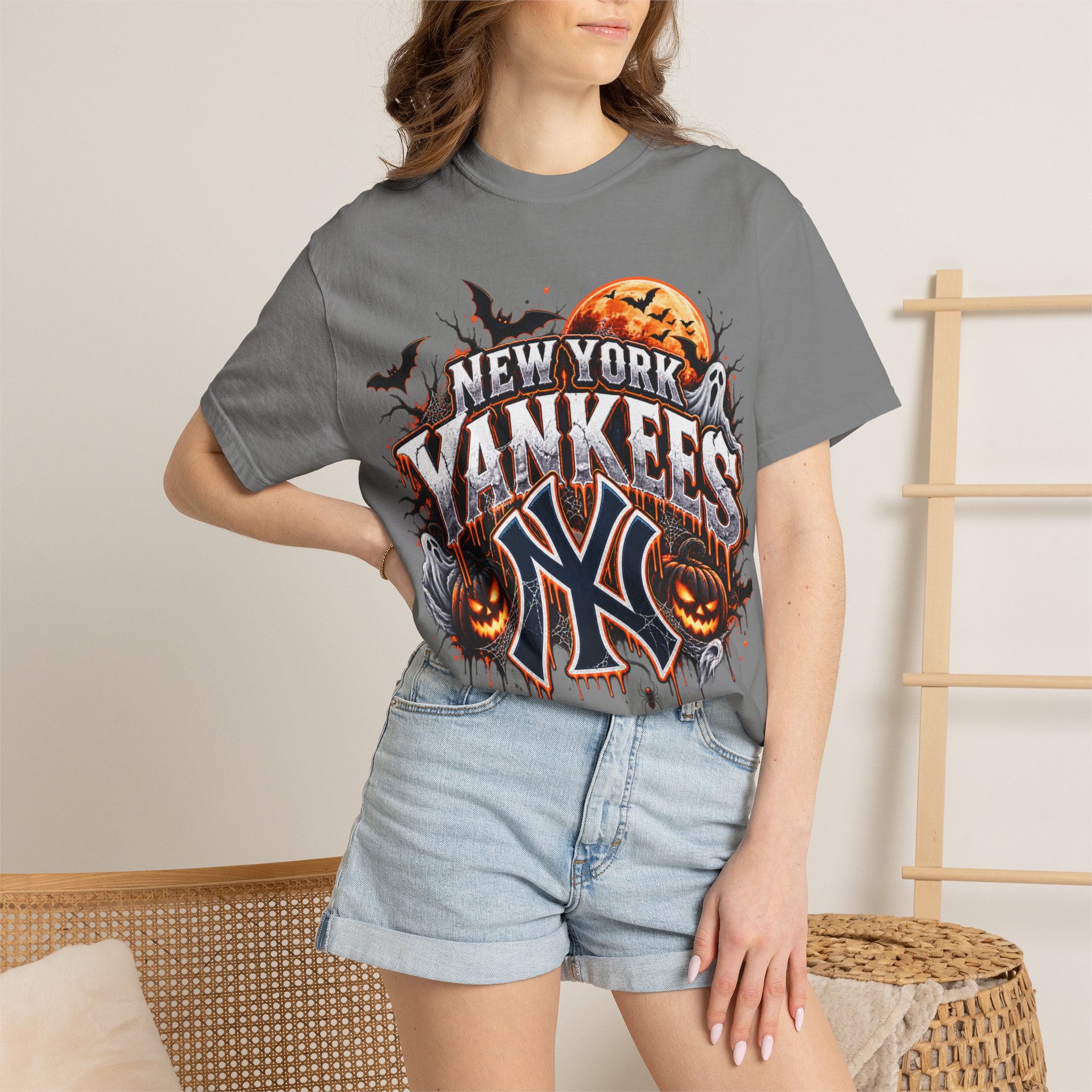 New York Yankees Halloween Graphic T-Shirt - Image 29
